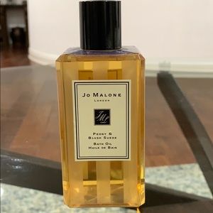 Bath oil